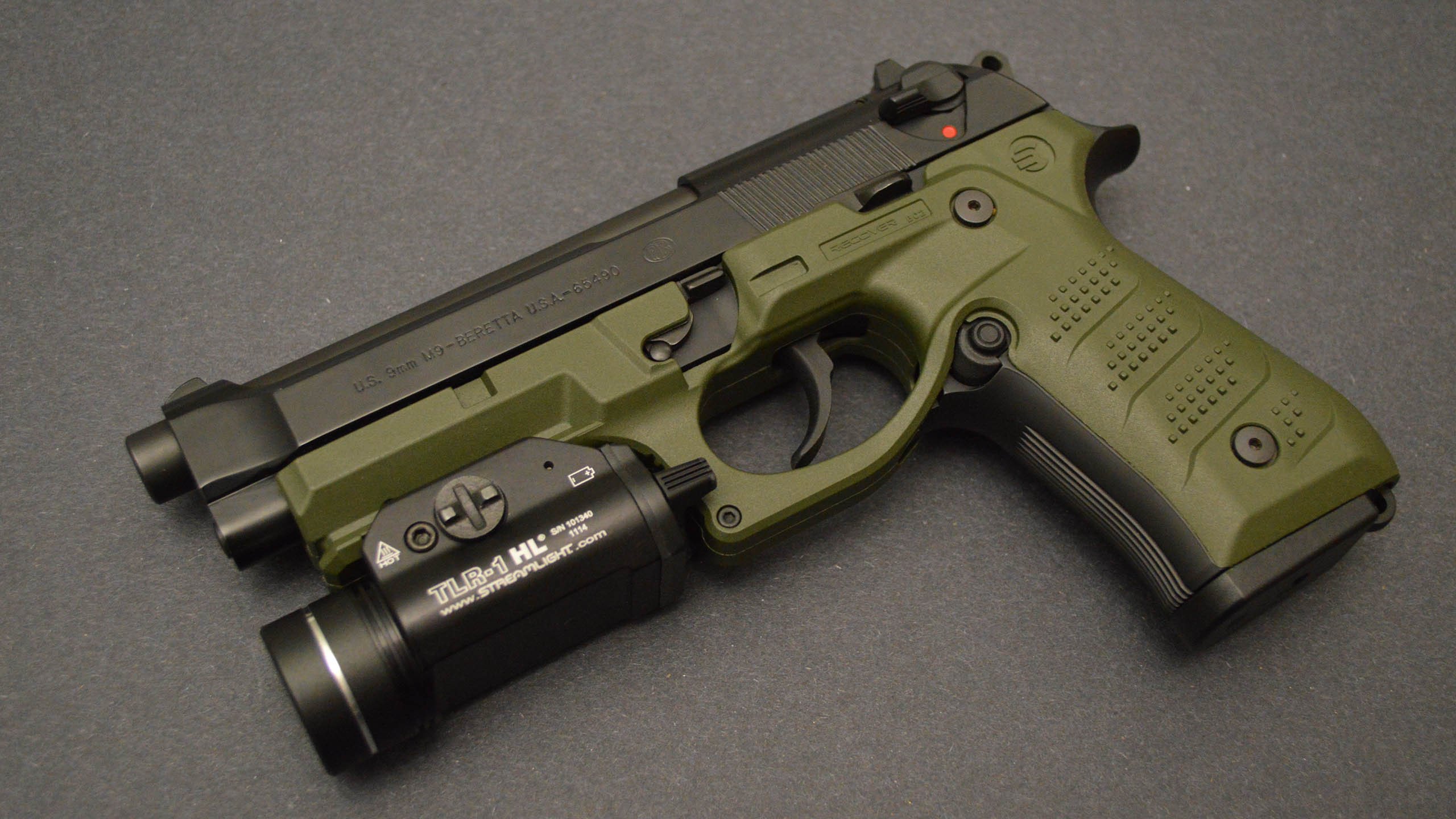 _F1赛车赛：惊险瞬间记录了速度的极限_，f1赛车极速测试